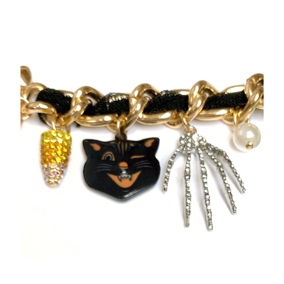 NWT Betsey Johnson 💋RICH WITCH Glow In The Dark Gold Tone Ribbon Chain Bracelet - Picture 7 of 7